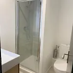Nanterre Room Pensionat