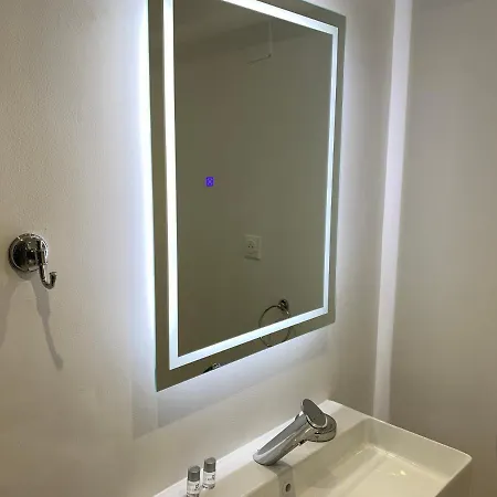 Nanterre Room