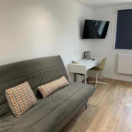 Nanterre Room Casa de hóspedes