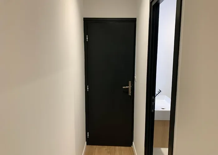 Nanterre Room